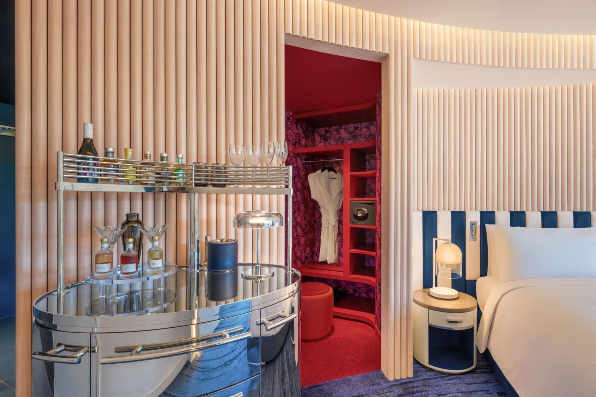 W Sydney Hotel Ngoại thất bức ảnh A suite on board